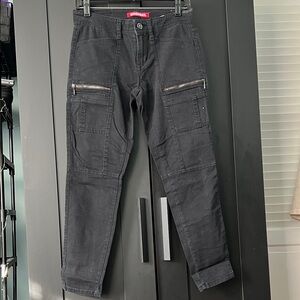 UNIONBAY Charcoal Ankle Cargo Pants